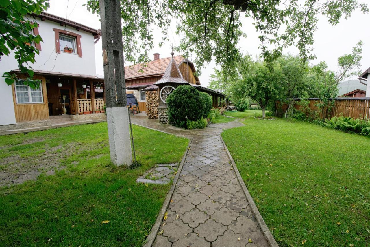 Pensiunea Casa Bianca - Bucovina Vama  Eksteriør bilde