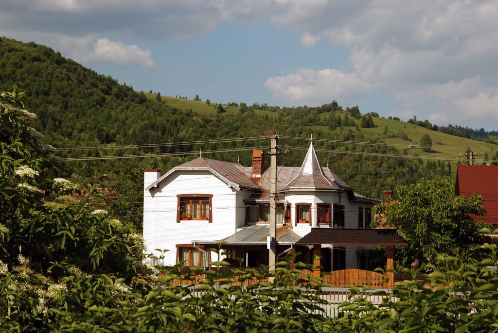 Pensiunea Casa Bianca - Bucovina Vama  Eksteriør bilde